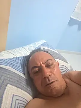 abdelhak33 online show from April 11, 2026, 9:07 pm