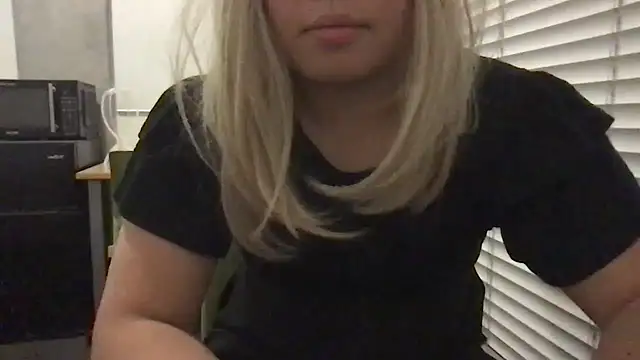 Snapshot of Jessica-Aine chatting on December 3, 2024, 2:09 am Jessica-Aine online show from December 3, 2024, 2:09 am