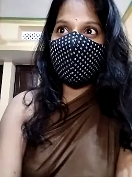 Snapshot of Shivani_Tivari chatting on October 7, 2025, 6:09 pm Shivani Tivari online show from October 7, 2025, 6:09 pm