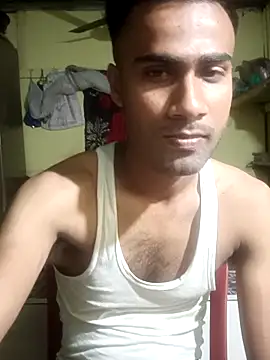 Skinny Bigass 23 online show from March 18, 2026, 6:42 pm