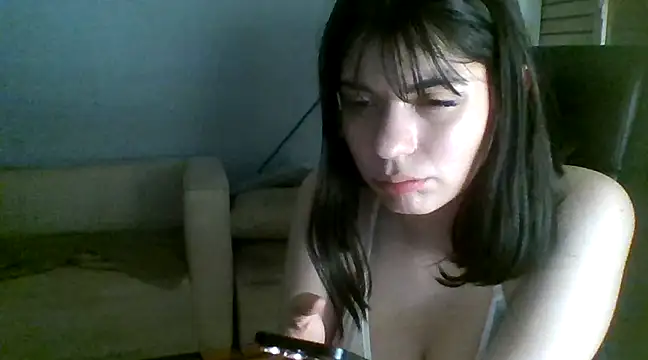 Snapshot of candycamiila chatting on December 2, 2024, 6:58 am candycamiila online show from December 2, 2024, 6:58 am