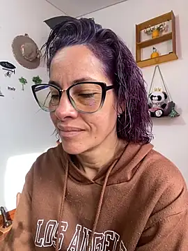 Snapshot of Goddess-Love- chatting on October 31, 2025, 12:24 pm Goddess-Love- online show from October 31, 2025, 12:24 pm