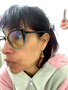 Snapshot of Goddess-Love- chatting on October 9, 2025, 10:49 am Goddess-Love- online show from October 9, 2025, 10:49 am