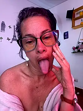 Snapshot of Goddess-Love- chatting on November 25, 2025, 11:54 am Goddess-Love- online show from November 25, 2025, 11:54 am