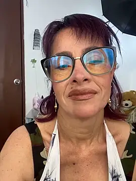 Snapshot of Goddess-Love- chatting on October 4, 2025, 11:34 am Goddess-Love- online show from October 4, 2025, 11:34 am