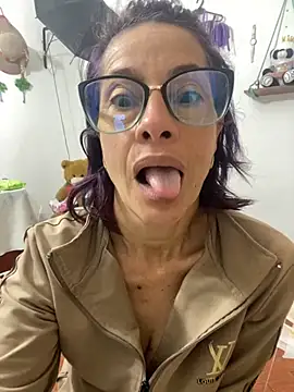 Snapshot of Goddess-Love- chatting on October 21, 2025, 10:14 am Goddess-Love- online show from October 21, 2025, 10:14 am