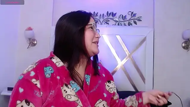 LinaPrinceess online show from December 31, 2024, 1:47 am