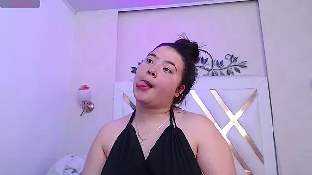 LinaPrinceess online show from December 28, 2024, 8:47 pm