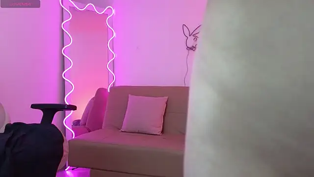 Snapshot of Foxy_tay chatting on December 29, 2024, 6:35 am Foxy tay online show from December 29, 2024, 6:35 am