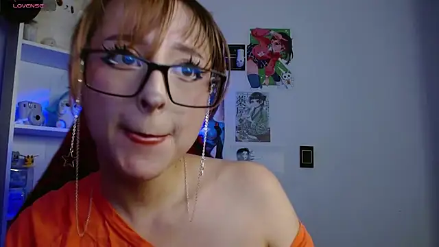 Snapshot of CelesteAyase chatting on May 13, 2026, 12:39 am CelesteAyase online show from May 13, 2026, 12:39 am