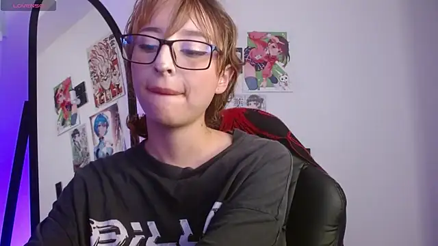 Snapshot of CelesteAyase chatting on April 16, 2026, 1:06 am CelesteAyase online show from April 16, 2026, 1:06 am