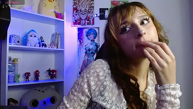 Snapshot of CelesteAyase chatting on May 9, 2026, 2:04 am CelesteAyase online show from May 9, 2026, 2:04 am