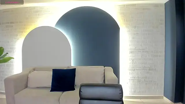 AlinaKravitz online show from March 29, 2026, 5:14 pm