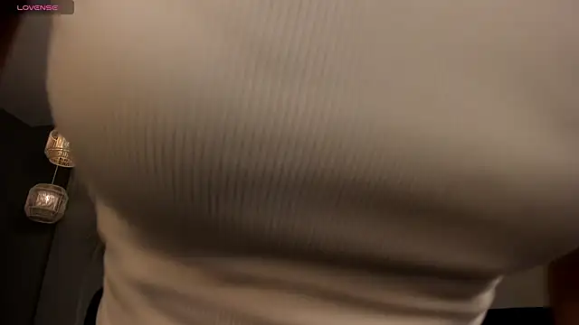 KaiaFerreira online show from December 18, 2025, 11:03 am