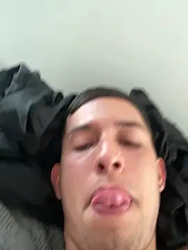 breiderxexiboys online show from March 4, 2026, 3:42 pm