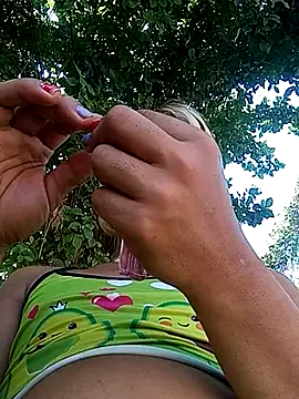 blondebitchlitle online show from October 16, 2025, 1:41 pm