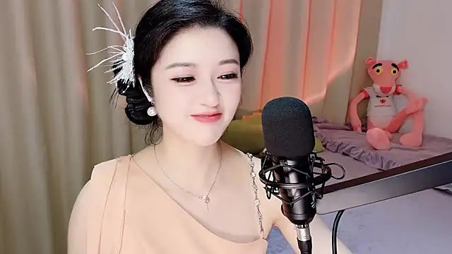 starsqimei online show from April 9, 2026, 6:19 am