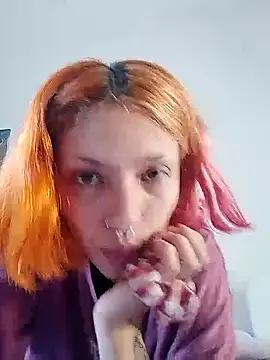 littledoll juicy online show from March 16, 2025, 9:26 pm