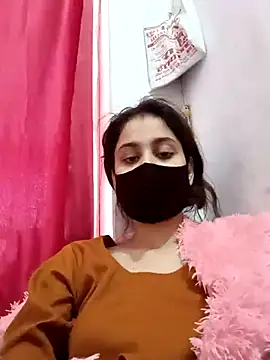 magicmoment00786 online show from November 27, 2025, 6:36 am