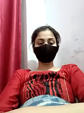 magicmoment00786 online show from November 21, 2025, 2:05 pm