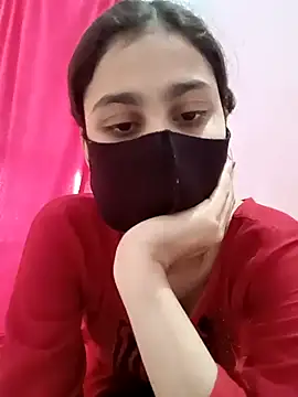 magicmoment00786 online show from November 20, 2025, 8:04 am