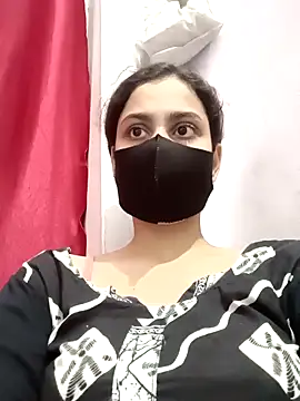 magicmoment00786 online show from October 24, 2025, 2:05 pm