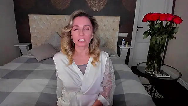 AllisonWilliams online show from September 14, 2025, 5:02 pm