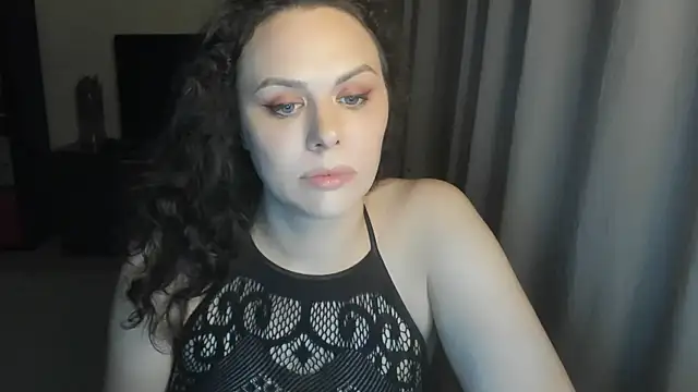 MollyCheiz online show from June 13, 2026, 9:02 pm