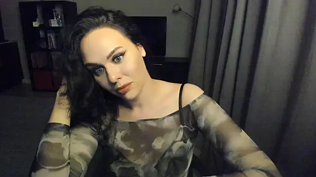 Snapshot of MollyCheiz chatting on March 4, 2025, 8:38 pm MollyCheiz online show from March 4, 2025, 8:38 pm