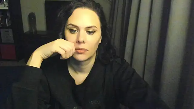Snapshot of MollyCheiz chatting on January 28, 2025, 2:53 am MollyCheiz online show from January 28, 2025, 2:53 am