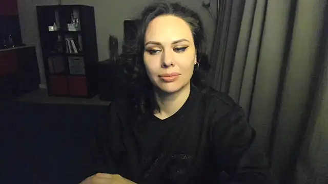 Snapshot of MollyCheiz chatting on March 22, 2025, 7:09 pm MollyCheiz online show from March 22, 2025, 7:09 pm