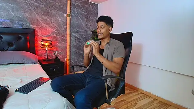 Snapshot of wagz chatting on December 5, 2025, 12:15 pm wagz online show from December 5, 2025, 12:15 pm