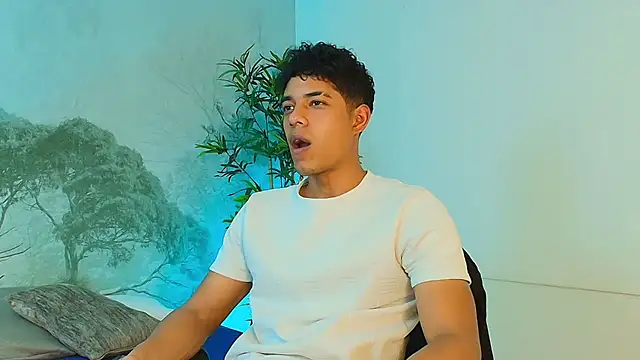 Snapshot of wagz chatting on March 28, 2026, 8:32 pm wagz online show from March 28, 2026, 8:32 pm