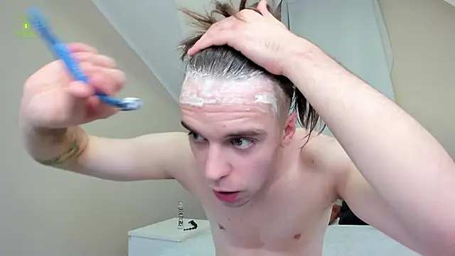 Snapshot of Derald_suck chatting on December 6, 2024, 4:01 pm Derald suck online show from December 6, 2024, 4:01 pm