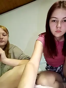 Snapshot of ella_grays chatting on February 12, 2025, 8:40 pm ella grays online show from February 12, 2025, 8:40 pm