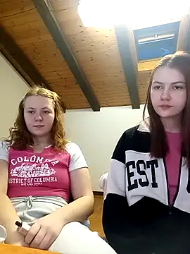 Snapshot of ella_grays chatting on March 1, 2025, 5:27 pm ella grays online show from March 1, 2025, 5:27 pm