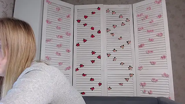 sofiaa here online show from January 13, 2026, 12:15 am