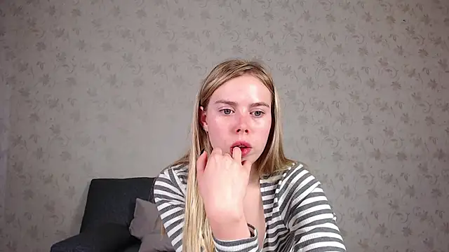 Snapshot of sofiaa_here chatting on May 26, 2026, 11:58 pm sofiaa here online show from May 26, 2026, 11:58 pm