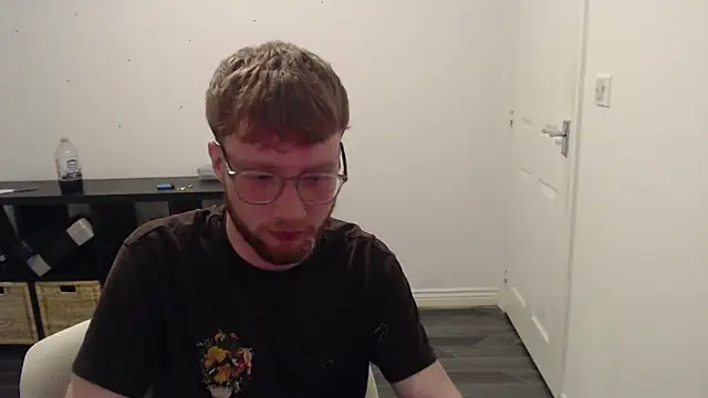 PrettyGinger online show from December 2, 2024, 7:11 pm