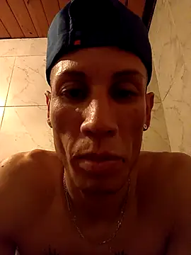 Snapshot of FlacoDani chatting on October 31, 2025, 5:53 pm FlacoDani online show from October 31, 2025, 5:53 pm