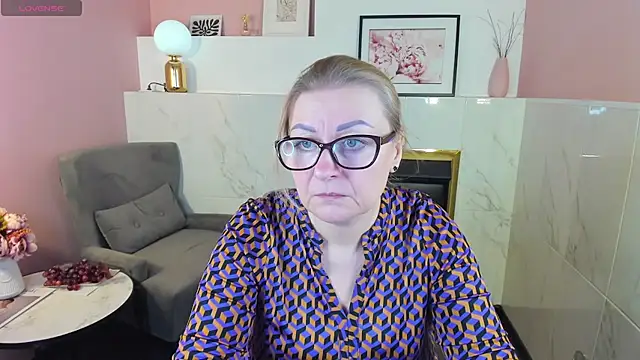 Snapshot of AlexandraKind chatting on February 26, 2025, 9:09 pm AlexandraKind online show from February 26, 2025, 9:09 pm