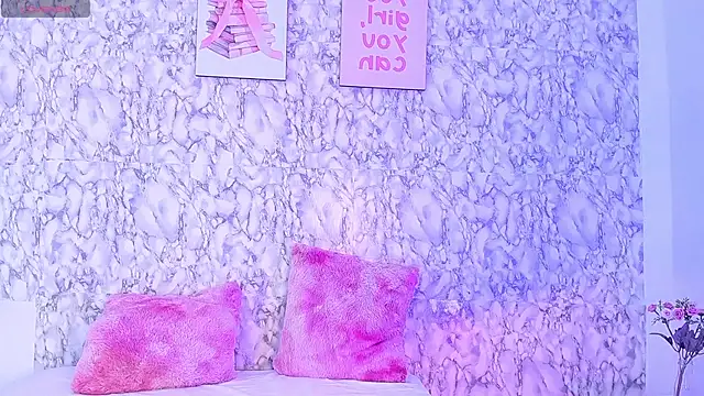  karenestrada online show from March 31, 2026, 3:52 am