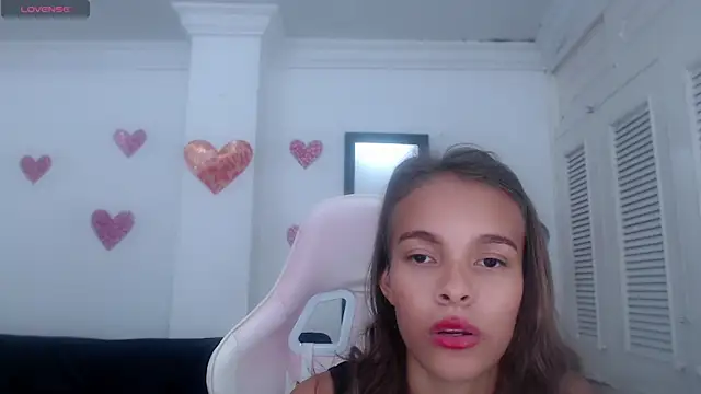 lulu 25  online show from December 28, 2024, 4:51 am