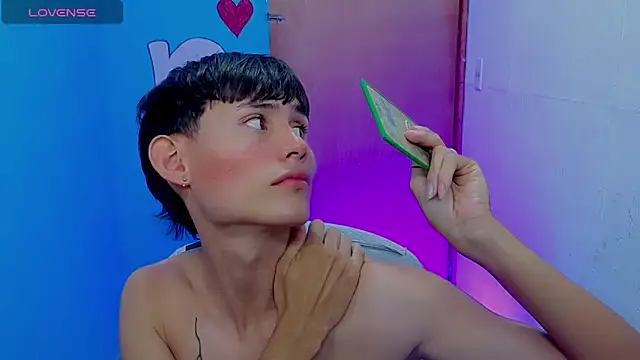 tanjiro cute online show from May 17, 2026, 5:46 pm