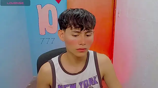 tanjiro cute online show from May 15, 2026, 4:54 am
