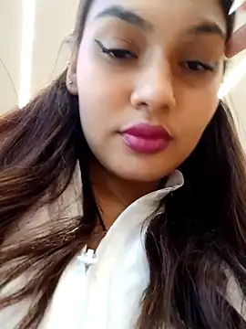 CriistalEvans online show from December 7, 2024, 10:45 pm