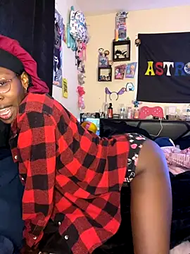 GoddessxDutchessx online show from October 21, 2025, 2:49 pm