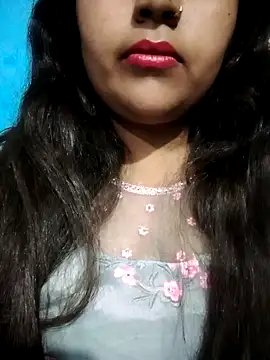 Love-Veronica online show from February 15, 2026, 12:48 pm