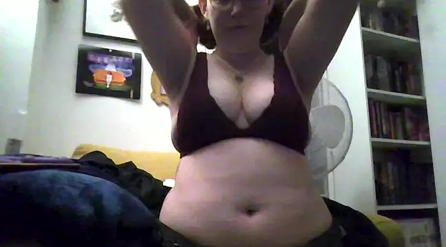 Snapshot of LadyCheschire chatting on December 17, 2024, 7:59 pm LadyCheschire online show from December 17, 2024, 7:59 pm