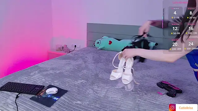 Lust One  online show from April 4, 2026, 2:12 pm